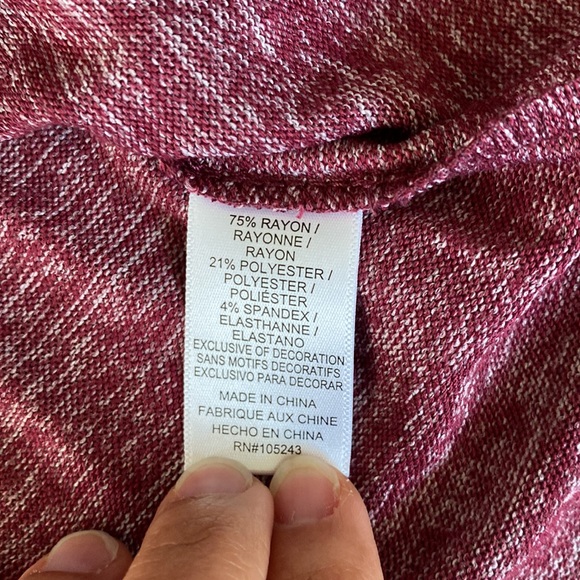 NWT Bobeau Bobeau Hacci Lace Cutout Tunic in Windsor Wine - Picture 6 of 7